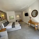 Trocadero Апарт-отель 4*