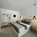 Aparthotel Trocadero Ermioni