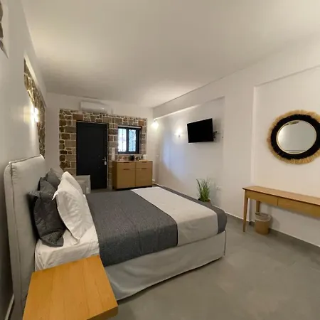 Trocadero Luxury Aparthotel Ermioni