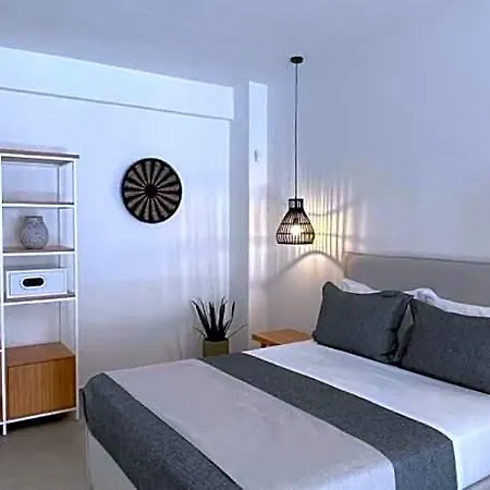 Trocadero Aparthotel