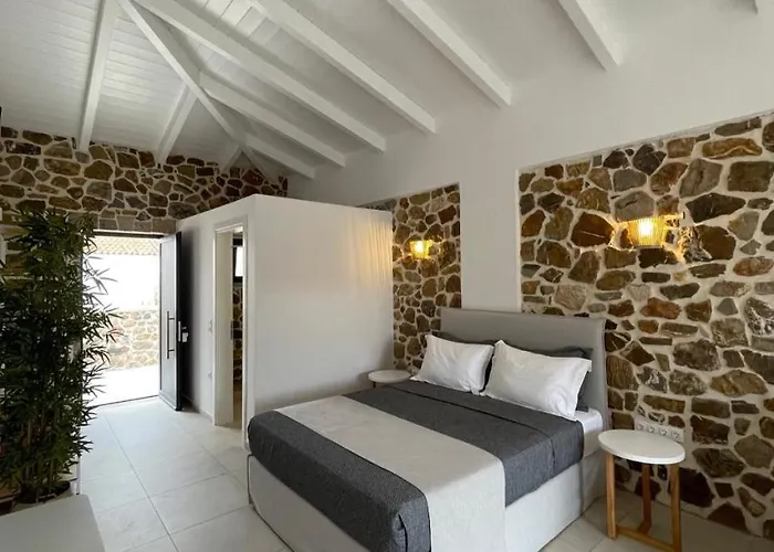 Appart hôtel Trocadero Ermioni Suites Hermione