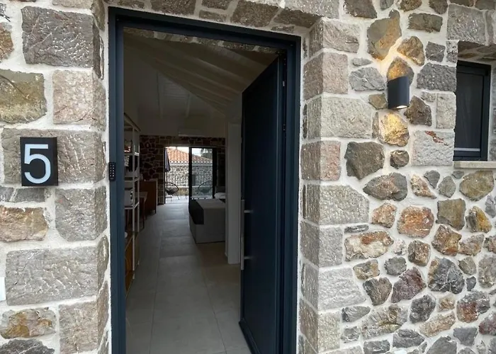 Appart hôtel Trocadero Ermioni Suites