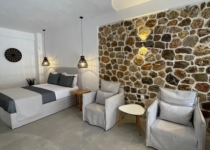 Trocadero Luxury Ξενοδοχείο με διαμερίσματα 4*